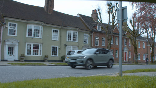 VOLVO EX40 ESTATE 185kW Extended Range Core 82kWh 5dr Auto view 18