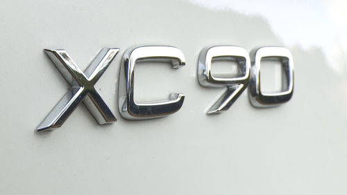 VOLVO XC90 ESTATE 2.0 B5P Core Bright 5dr AWD Geartronic view 7