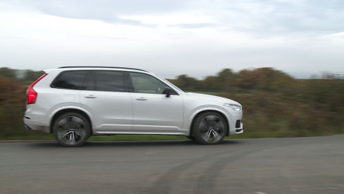 VOLVO XC90 ESTATE 2.0 B5P Core Bright 5dr AWD Geartronic view 9