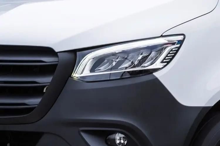 mercedes-benz sprinter 150kw 113kwh pro van auto detail view