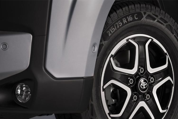 toyota proace max 2.2d 140 icon h3 van auto detail view