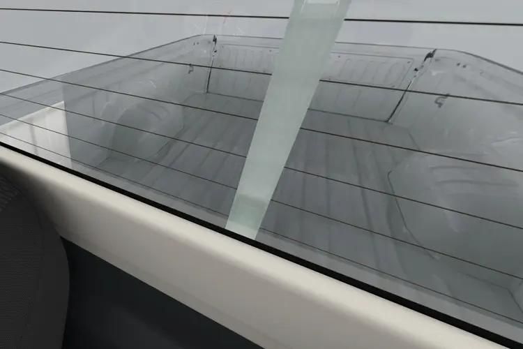 toyota hilux active pick up 2.8 d-4d detail view