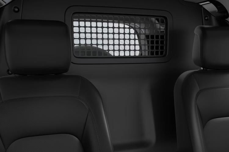 land rover defender 3.0 d350 hard top x-dynamic hse auto detail view