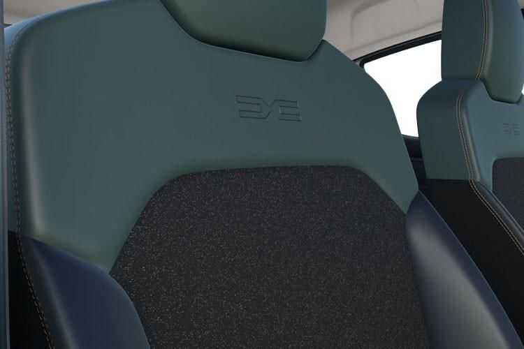 dacia spring 48kw cargo extreme 27kwh van auto detail view