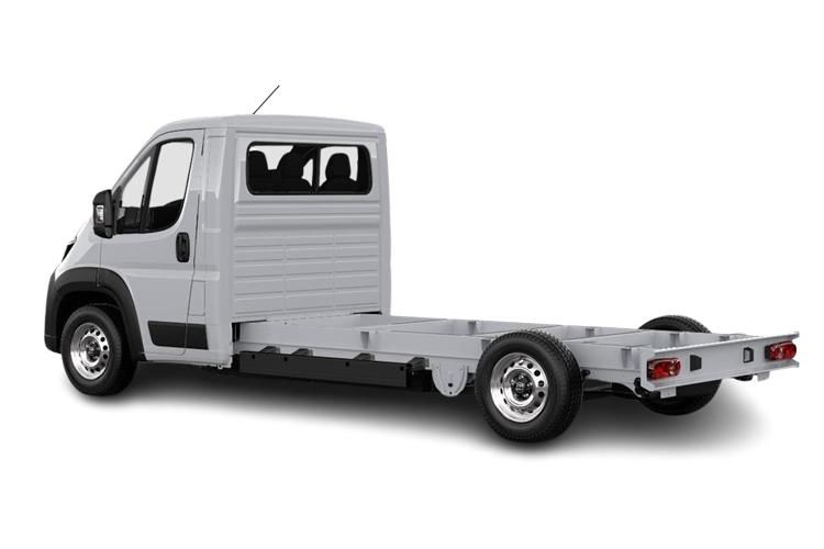 toyota proace max 2.2d 140 icon h2 van auto back view