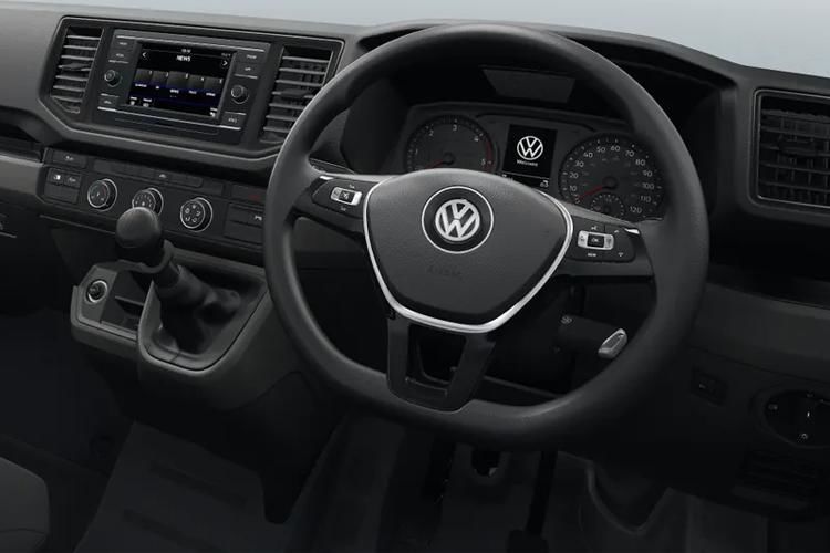 volkswagen crafter 2.0 tdi 140ps commerce etg luton inside view