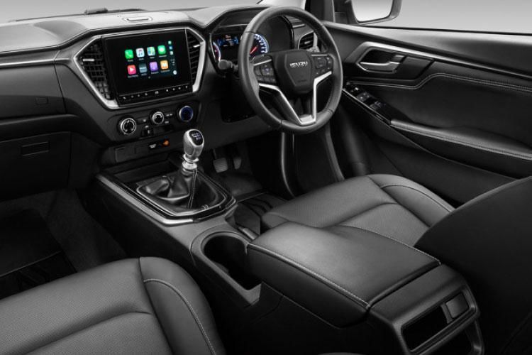 isuzu d-max 1.9 v-cross steel edition double cab 4x4 inside view