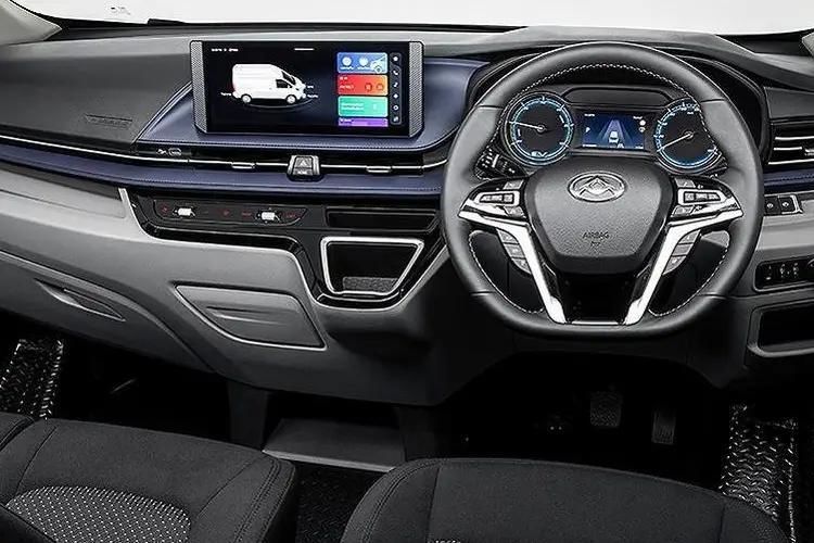 maxus deliver 7 150kw h2 van 88kwh [2 seat] auto inside view