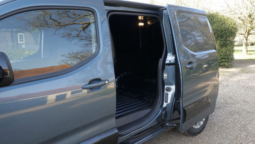 FIAT DOBLO L2 DIESEL 1.5 Multijet 130 H1 Van Primo Auto view 12