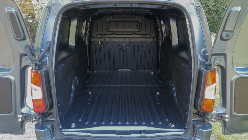 FIAT DOBLO L2 DIESEL 1.5 Multijet 130 H1 Van Primo Auto view 13