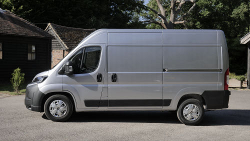 FIAT DUCATO 35 L2 DIESEL 2.2 Multijet 140 H2 Van Primo Auto view 19