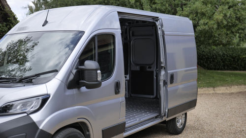 FIAT DUCATO 35 L2 DIESEL 2.2 Multijet 140 H2 Van Primo Auto view 20