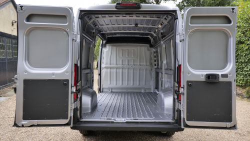 FIAT DUCATO 35 L2 DIESEL 2.2 Multijet 140 H2 Van Primo Auto view 21