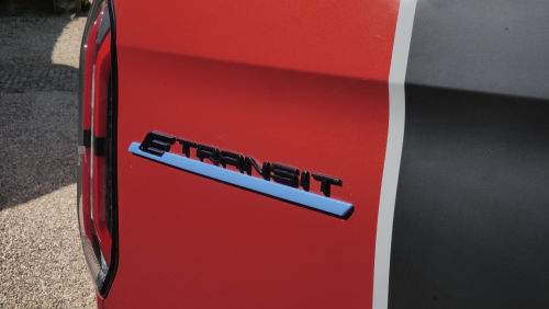 FORD E-TRANSIT CUSTOM 340 L2 ELECTRIC RWD 160kW 65kWh H1 Van Sport Auto view 10