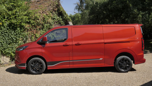 FORD E-TRANSIT CUSTOM 340 L2 ELECTRIC RWD 160kW 65kWh H1 Van Sport Auto view 11