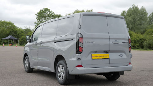 FORD E-TRANSIT 350 L2 RWD 135kW 68kWh H2 Leader Van Auto view 18