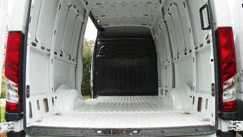 IVECO DAILY 35C18 DIESEL 3.0 Extra High Roof Van 3520L WB view 4