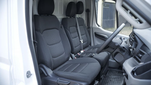 MAXUS DELIVER 9 MWB DIESEL RWD 2.0 D20 150 Chassis Cab view 7