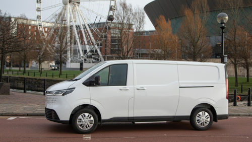 MAXUS E DELIVER 7 L2 ELECTRIC 150kW H2 Van 89kWh Auto view 3