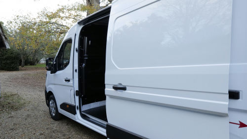 NISSAN INTERSTAR F35 L2 DIESEL 2.0 dci 105ps H2 Tekna Van view 10