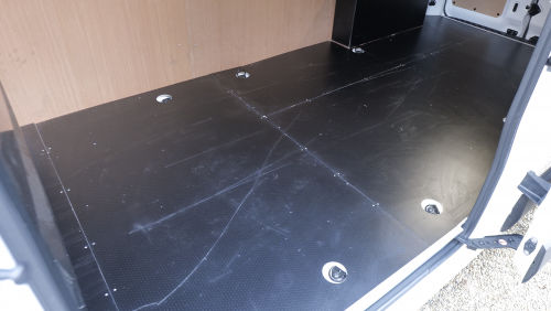 NISSAN INTERSTAR F35 L3 ELECTRIC 105kW 87kWh Acenta Dropside Auto view 12