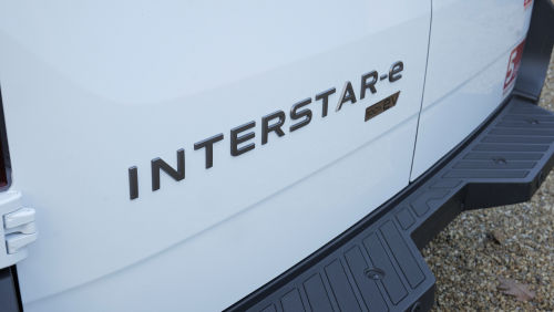 NISSAN INTERSTAR F35 L3 ELECTRIC 105kW 87kWh Acenta Dropside Auto view 14