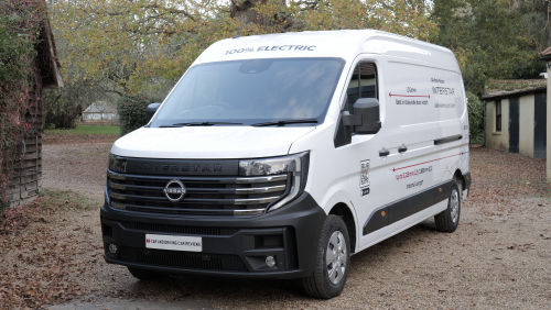 NISSAN INTERSTAR F35 L2 ELECTRIC 95kW 40kWh H2 Acenta Van Auto view 4