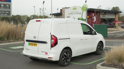NISSAN TOWNSTAR L2 ELECTRIC 90kW Acenta Van Auto 45kWh view 10