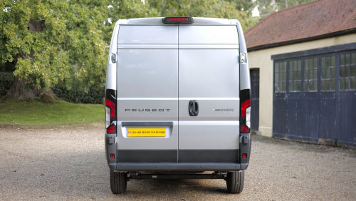 PEUGEOT BOXER 335 L2 DIESEL 2.2 BlueHDi 140 H2 Van Professional Auto view 10