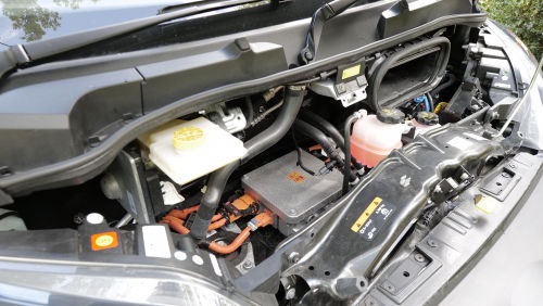 PEUGEOT e-BOXER 440 L3 205kW 110kWh H2 Van Professional Auto [22kW] view 15