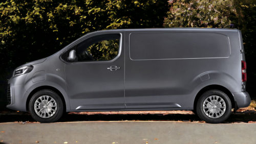 TOYOTA PROACE L1 DIESEL 2.0D 145 Icon Premium Van view 13