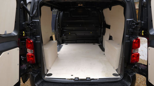 TOYOTA PROACE L1 ELECTRIC 100kW Active 75kWh Platform Cab Auto view 23