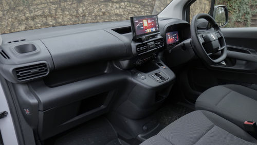 VAUXHALL COMBO CARGO XL ELECTRIC 100kW Prime Plus 52kWh H1 Van Auto view 15