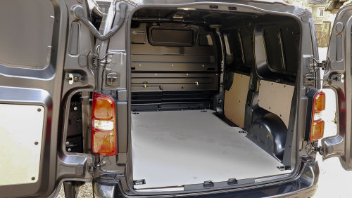 VAUXHALL VIVARO XL ELECTRIC 100kW 75kWh Prime H1 Double Cab Auto view 21