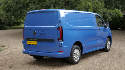 VOLKSWAGEN TRANSPORTER T28 LWB DIESEL 2.0 TDI 110 Commerce Van view 10