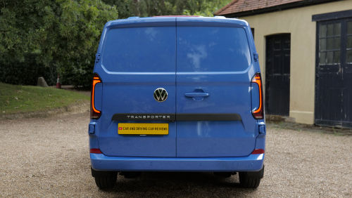 VOLKSWAGEN TRANSPORTER T28 LWB DIESEL 2.0 TDI 110 Commerce Van view 11