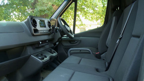 MERCEDES-BENZ SPRINTER 315CDI L4 DIESEL RWD 3.5t H2 Select Crew Van 9G-Tronic view 9