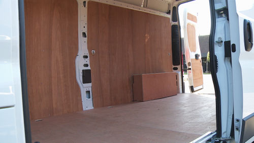 PEUGEOT BOXER 335 L3 DIESEL 2.2 BlueHDi 140 H3 Van Professional view 2