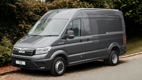 MAN TGE 3 STANDARD DIESEL RWD 160 HD Emissions Lion XP Van Auto view 3