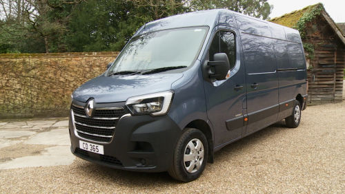 RENAULT MASTER MWB DIESEL FWD MM35 Blue dCi 150 Extra Medium Roof Van view 1