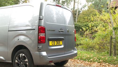 VAUXHALL VIVARO ELECTRIC 100kW 75kWh Prime H1 Platform Cab Auto view 11