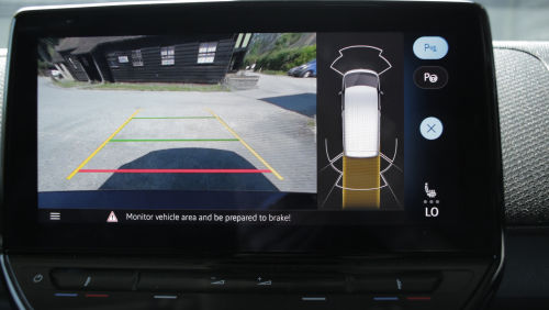 VOLKSWAGEN ID. BUZZ CARGO 125kW Commerce 59kWh Auto [Driver Assistance Plus] view 3